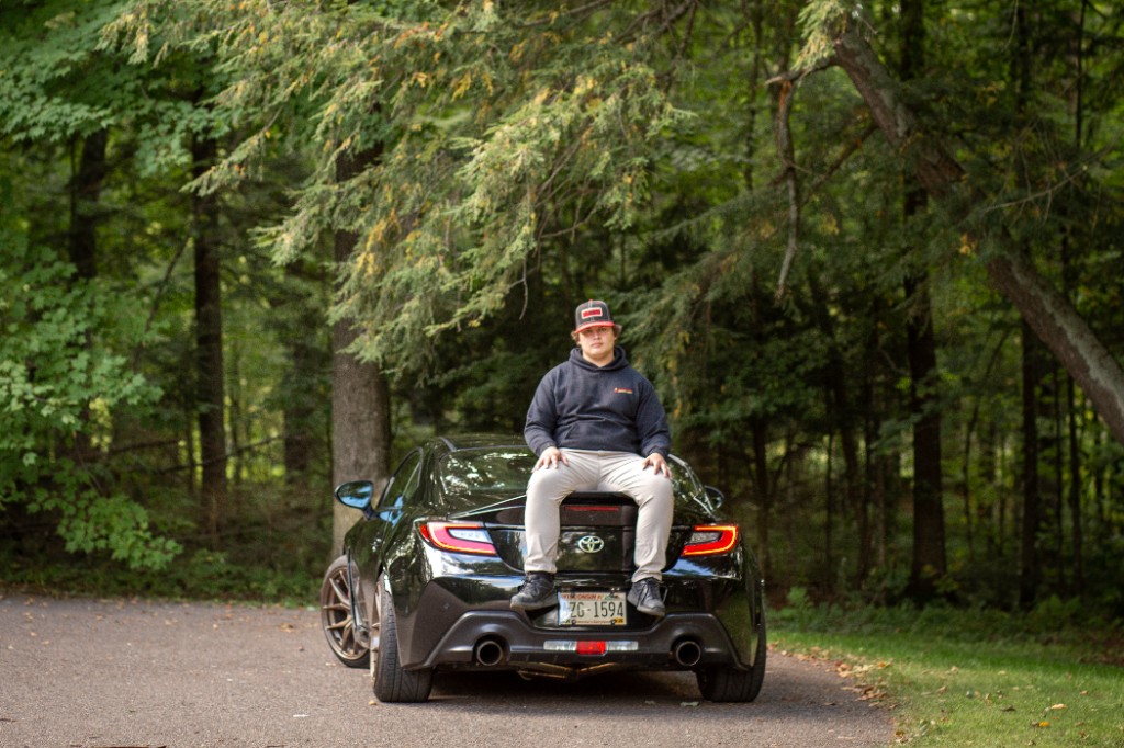 Elijah Lemanski, the photographer behind Mankai CRM