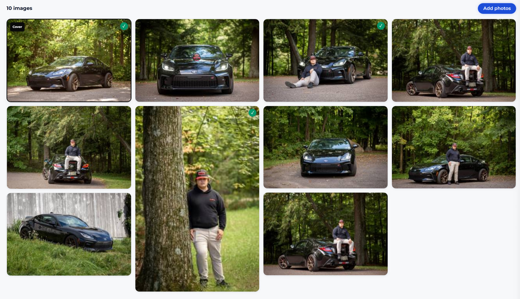 Gallery editor grid with selected photos